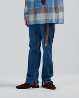 BED j.w. FORD "50X (slim) – Blue" Slim Jeans|ベッドフォード "50X (スリム) – ブルー" スリムジーンズ メンズモデル着用