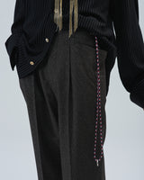 BED j.w. FORD "4 Pockets – Brown" Trouser|ベッドフォード "4ポケッツ – ブラウン" スラックス メンズモデル着用