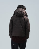BED j.w. FORD "Over Hood – Brown" Pullover Down Jacket|ベッドフォード "オーバーフード – ブラウン" プルオーバーダウンジャケット メンズモデル着用