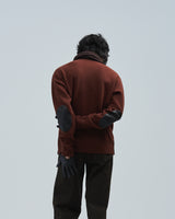 BED j.w. FORD "1.5 oaks – Brown" Scarf Knit Sweater|ベッドフォード "1.5 オークス – ブラウン" スカーフニットセーター メンズモデル着用