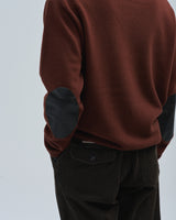 BED j.w. FORD "1.5 oaks – Brown" Scarf Knit Sweater|ベッドフォード "1.5 オークス – ブラウン" スカーフニットセーター メンズモデル着用