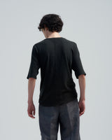 BED j.w. FORD "THE Body – Black" Silk T-Shirts｜ベッドフォード "ザ・ボディ – ブラック" シルクTシャツ メンズモデル着用