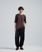 BED j.w. FORD "THE Body – Brown" Silk T-Shirts｜ベッドフォード "ザ・ボディ – ブラウン" シルクTシャツ メンズモデル着用