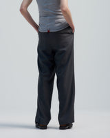 BED j.w. FORD "Nice Details – Gray" Wool Slacks｜ベッドフォード "ナイスディテールス – グレー" ウールスラックス メンズモデル着用