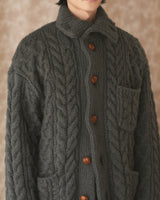 BED j.w. FORD "Holiday Jacket – Charcoal" Oversized Knit Cardigan｜ベッドフォード "ホリデージャケット – チャコール" オーバーサイズニットカーディガン メンズモデル着用