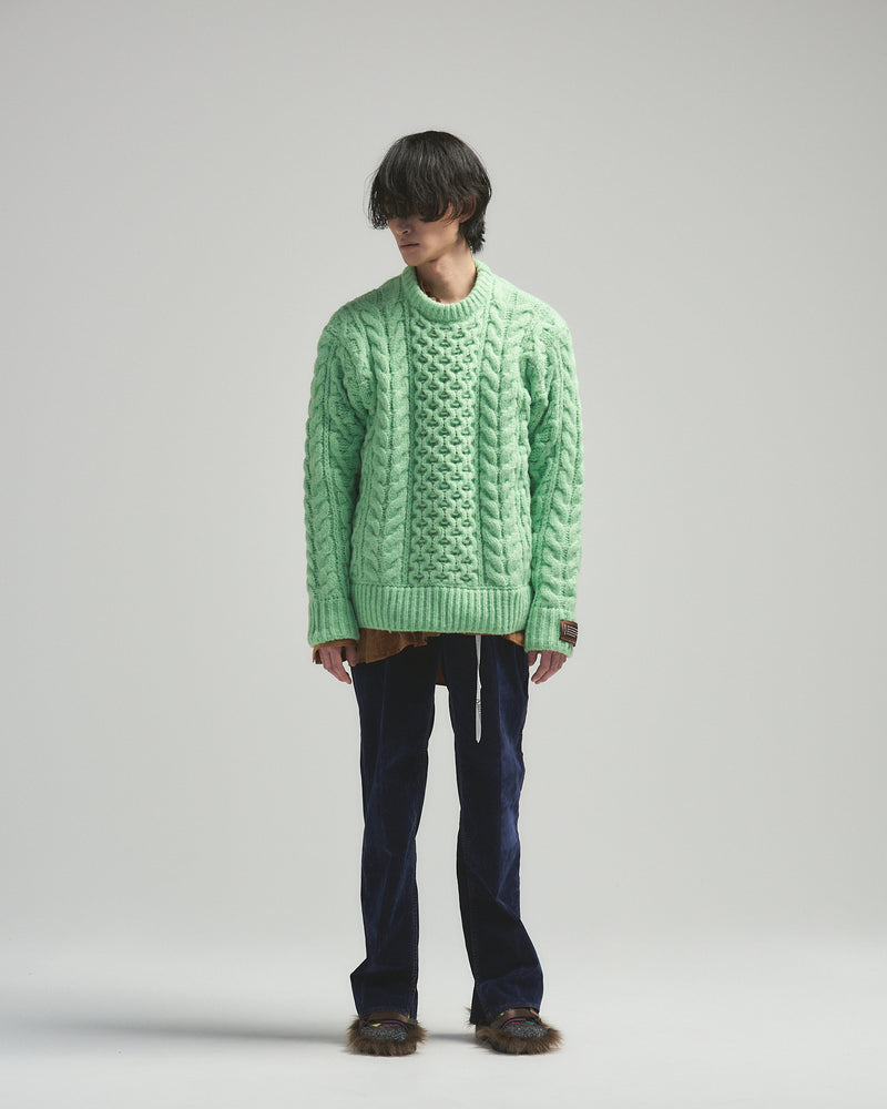 BED j.w. FORD "on holidays – Mint" Oversized Knit Sweater｜ベッドフォード "オンホリデーズ – ミント" オーバーサイズニットセーター メンズモデル着用