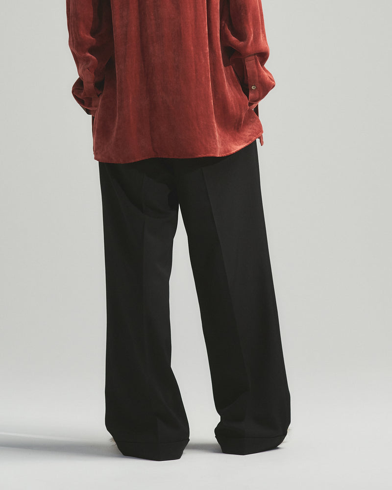 BED j.w. FORD "One – Black” Wool Slacks｜ベッドフォード “ワン – ブラック” ウールスラックス メンズモデル着用