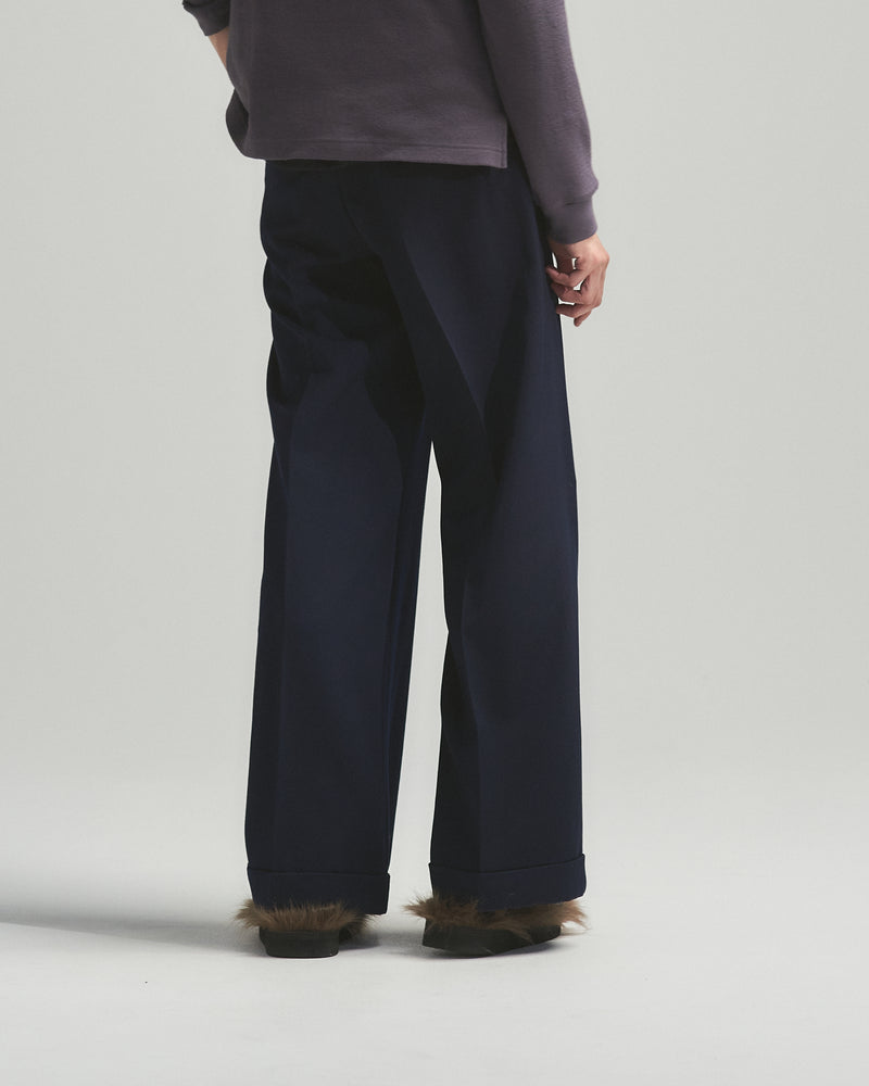 BED j.w. FORD "One – Navy” Wool Slacks｜ベッドフォード “ワン – ネイビー” ウールスラックス メンズモデル着用