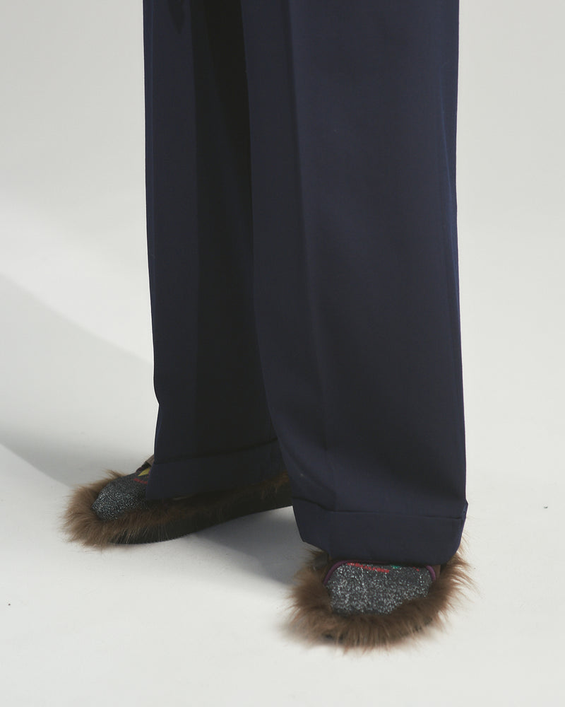 BED j.w. FORD "One – Navy” Wool Slacks｜ベッドフォード “ワン – ネイビー” ウールスラックス メンズモデル着用