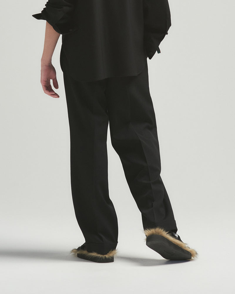 BED j.w. FORD "Three – Black” 3tuck Slacks ｜ベッドフォード “スリー – ブラック” 3タックスラックス メンズモデル着用