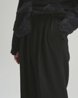 BED j.w. FORD "(AE)-Three – Black” 3tuck Slacks ｜ベッドフォード “(エーイー)スリー – ブラック” 3タックスラックス メンズモデル着用