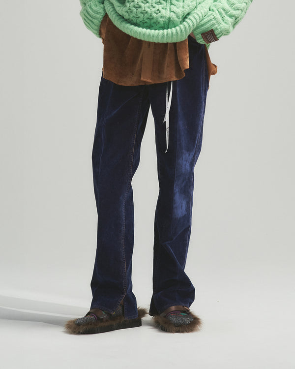 BED j.w. FORD "Daily – Navy" Rayon flocking pants｜ベッドフォード "デイリー – ネイビー" レーヨンフロッキーパンツ メンズモデル着用