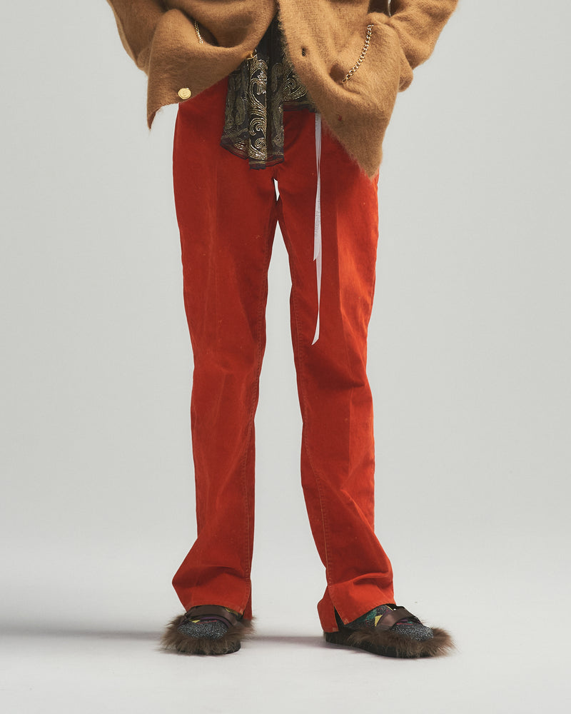 BED j.w. FORD "Daily – Red" Rayon flocking pants｜ベッドフォード "デイリー – レッド" レーヨンフロッキーパンツ メンズモデル着用