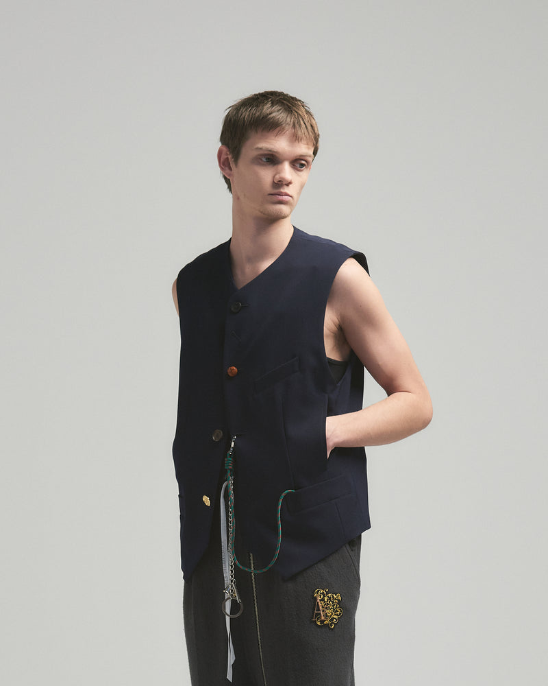 BED j.w. FORD "Norman Rock Well – Navy” Wool Vest｜ベッドフォード “ノーマンロックウェル – ネイビー” ウールベスト メンズモデル着用