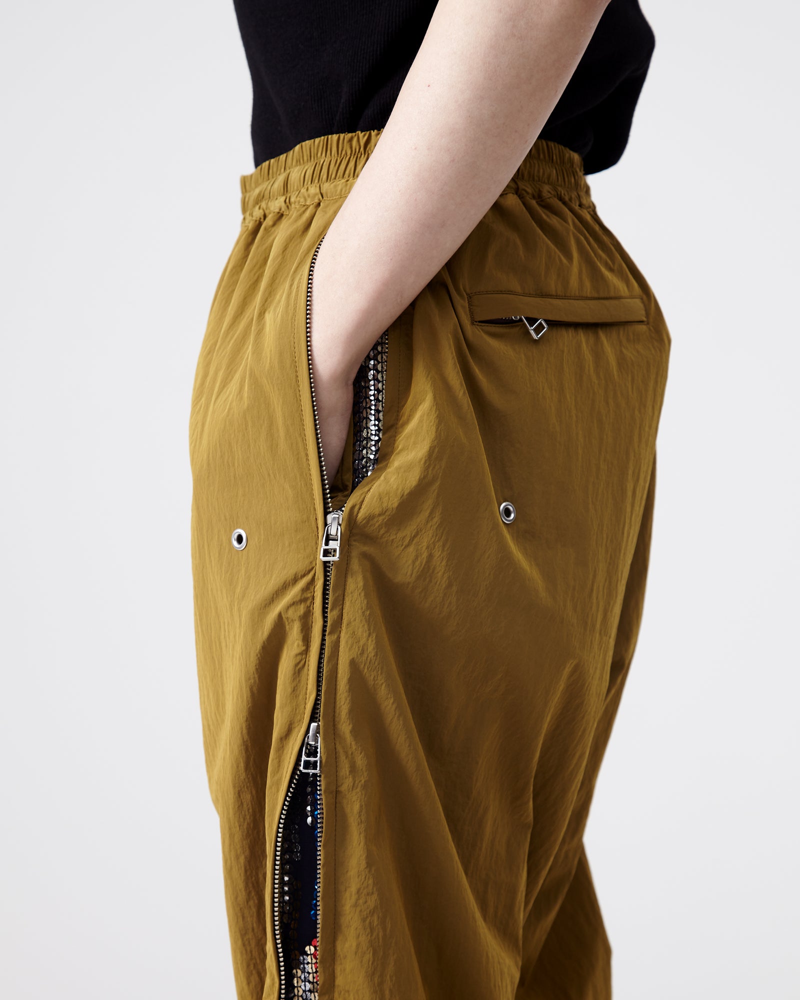 Training Cargo Pants – Gold｜BED j.w. FORD Official Website