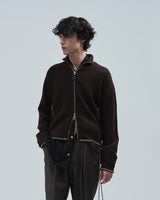BED j.w. FORD "Drivers (K)ai – Brown" Chain Drivers Knit｜ベッドフォード "ドライバーズカイ – ブラウン" チェーンドライバーズニット メンズモデル着用