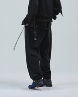 BED j.w. FORD "The Real – Black" Sweat Pants｜ベッドフォード "ザ リアル – ブラック" スウェットパンツ メンズモデル着用