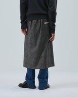 BED j.w. FORD "Lap robe ver.2 – Black×White" Lap Skirt｜ベッドフォード "ラップローブ ver.2 – ブラック×ホワイト" ラップスカート メンズモデル着用
