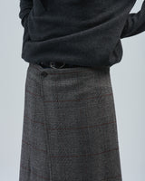 BED j.w. FORD "Lap robe ver.2 – Black×White" Lap Skirt｜ベッドフォード "ラップローブ ver.2 – ブラック×ホワイト" ラップスカート メンズモデル着用