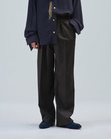 BED j.w. FORD "Wrinkles – Brown" Wide Trouser｜ベッドフォード "リンクルズ – ブラウン" ワイドスラックス メンズモデル着用