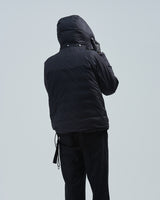 BED j.w. FORD "Over Hood – Black" Pullover Down Jacket｜ベッドフォード "オーバーフード – ブラック" プルオーバーダウンジャケット メンズモデル着用