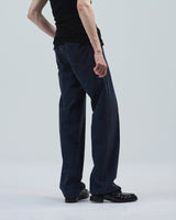 BED j.w. FORD "H&H – Navy" Asymmetry Trousers｜ベッドフォード "ハーフ&ハーフ – ネイビー" アシンメトリーパンツ メンズモデル着用