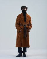 BED j.w. FORD "Shadow – Camel" Corduroy Long Coat｜ベッドフォード "シャドウ – キャメル" コーデュロイロングコート メンズモデル着用