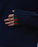 BED j.w. FORD "Repair – Navy" V-neck Sweater｜ベッドフォード "リペア – ネイビー" Vネックセーター メンズモデル着用