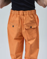 BED j.w. FORD "Hard Worker – Orange" Work Pants｜ベッドフォード "ハードワーカー – オレンジ" ワークパンツ メンズモデル着用