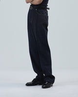 BED j.w. FORD "6 Pockets – Indigo" Slim Jeans｜ベッドフォード "6ポケッツ – インディゴ" スリムデニム メンズモデル着用