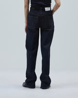 BED j.w. FORD "6 Pockets – Indigo" Slim Jeans｜ベッドフォード "6ポケッツ – インディゴ" スリムデニム メンズモデル着用