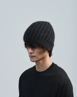 BED j.w. FORD "AE – Charcoal" Knit Cap｜ベッドフォード "エーイー – チャコール" ニットキャップ メンズモデル着用