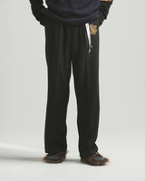 (Team) One – Black