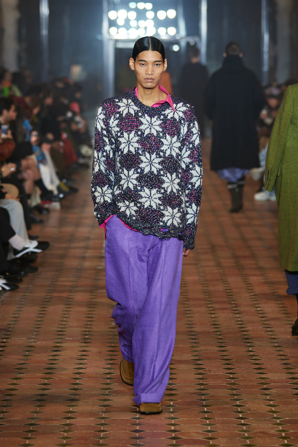 Autumn Winter 2024 – 2025 PARIS − Runway｜BED j.w. FORD